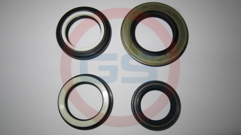 2KIT5530 Ремкомплект рулевой рейки Renault 25 1984-1993